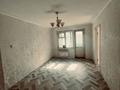 3-комнатная квартира · 47 м² · 2/5 этаж, Майкудук, Майкудук, 15й микрорайон 5 — 61 школа за 13 млн 〒 в Караганде, Алихана Бокейханова р-н — фото 2