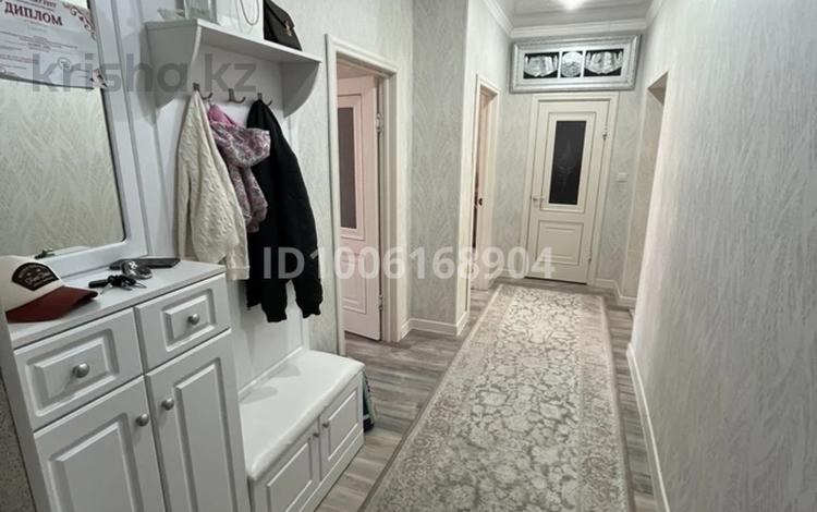 2-комнатная квартира · 75 м² · 5/5 этаж, 16-й мкр 86/1 за 24.5 млн ₸ в Актау — фото 2