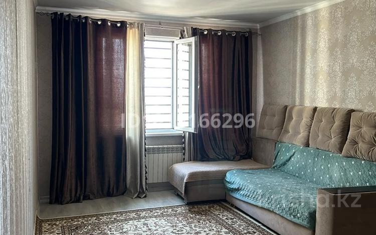 2-комнатная квартира · 55 м² · 8/12 этаж, мкр Дарабоз 33 — Момышулы за 250 000 ₸ в Алматы, Алатауский р-н — фото 2