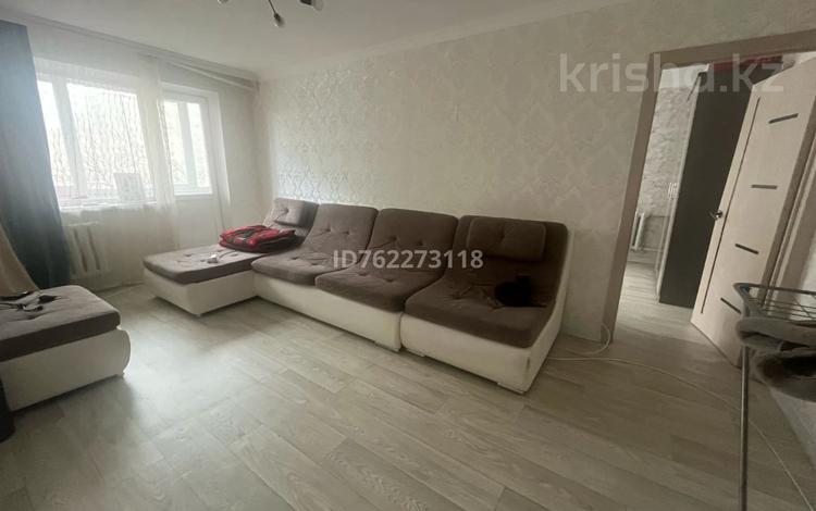 3-комнатная квартира · 62 м² · 4/5 этаж, мкр Юго-Восток Университетская 17 за 22 млн ₸ в Караганде, Казыбек би р-н — фото 5