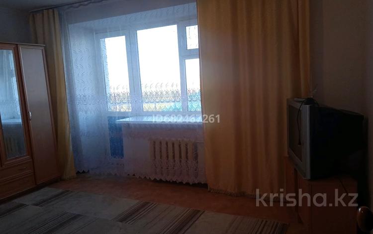 1-бөлмелі пәтер · 40 м² · 1/5 қабат, Дуйсенова 102 — Жд и автовокзала, бағасы: 12 000 ₸ в  — фото 2