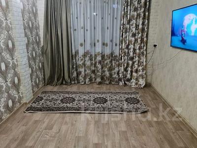 Продажа квартир в Шымкенте: 1-комнатная квартира · 28 м² · 2/5 этаж, Республика за 13.5 млн 〒 1-комнатная квартира · 28 м² · 2/5 этаж, Республика за 13.5 млн 〒 в Шымкенте, Аль-Фарабийский р-н