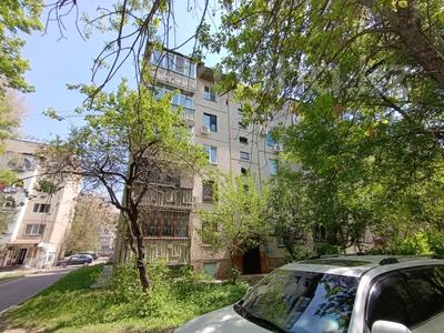 4-бөлмелі пәтер · 81.6 м² · 3/5 қабат, Ақсай-3А ш/а. 56, бағасы: 46.5 млн ₸ в Алматы, Ауэзовский р-н