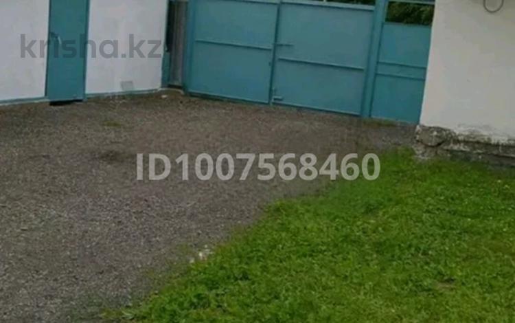 Отдельный дом · 4 комнаты · 70 м² · 10 сот., Берликожанова 18 за 9 млн ₸ в  — фото 2
