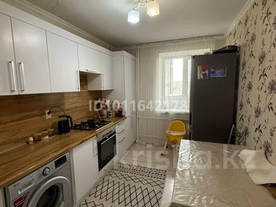 1-комнатная квартира · 42 м² · 6/10 этаж, мкр 11 13 за 17.5 млн 〒 в Актобе