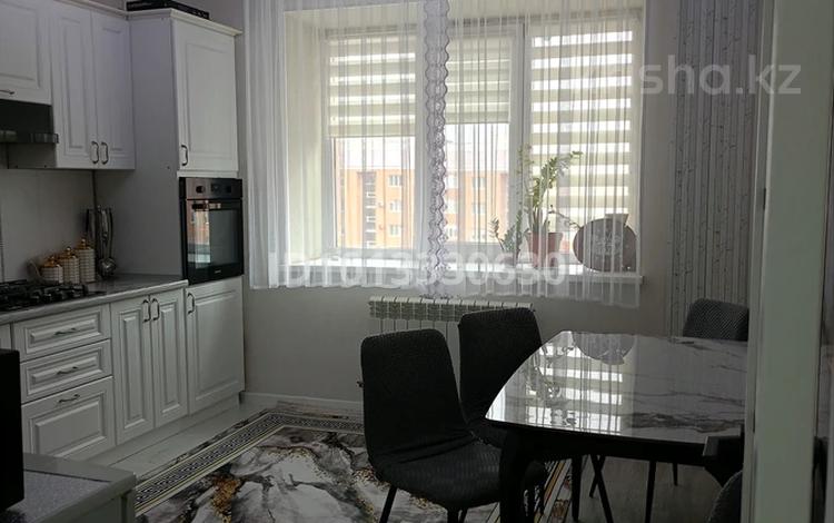 3-бөлмелі пәтер · 83 м² · 5/5 қабат, мкр. Алтын орда 11д, бағасы: 33 млн ₸ в Актобе — фото 2