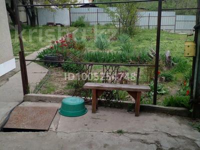 Отдельный дом · 3 комнаты · 146 м² · 8 сот., мкр Кемел (Первомайское), Юности 14 за 50 млн 〒 в Алматы, Жетысуский р-н