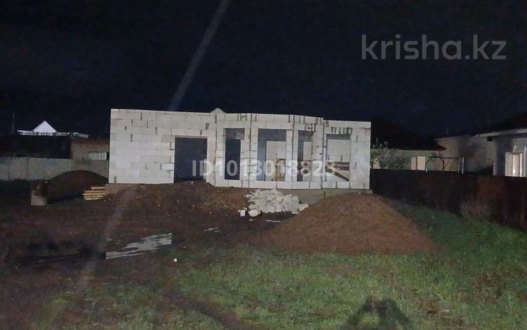 Отдельный дом · 4 комнаты · 100 м² · 5.26 сот., мкр. Зачаганск пгт 19 — Бөкен би за 11 млн ₸ в Уральске — фото 3