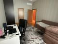 3-комнатная квартира, 140 м², 2/8 этаж помесячно, Кабанбай Батыра 13 за 500 000 〒 в Астане