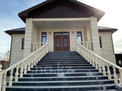 Отдельный дом · 5 комнат · 413 м² · 25 сот., Жас Даурен за 125 млн 〒 в 