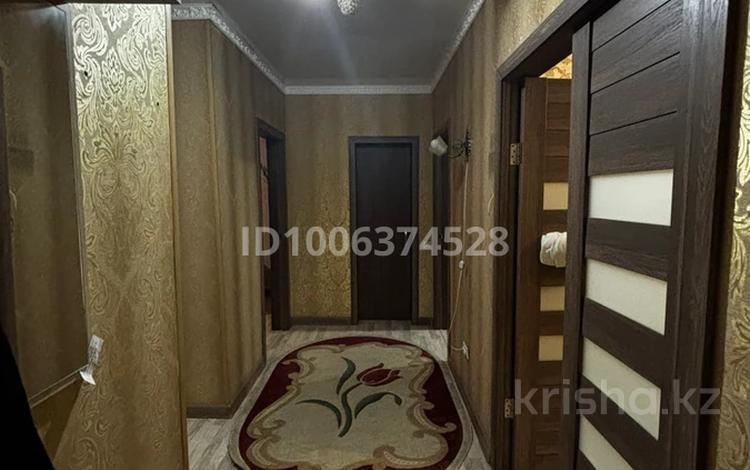 3-бөлмелі пәтер · 73 м² · 4/5 қабат, Рахымжана Кошкарбаева 113Б — ТЦ Кристалл, бағасы: 250 000 ₸ в Кокшетау — фото 2