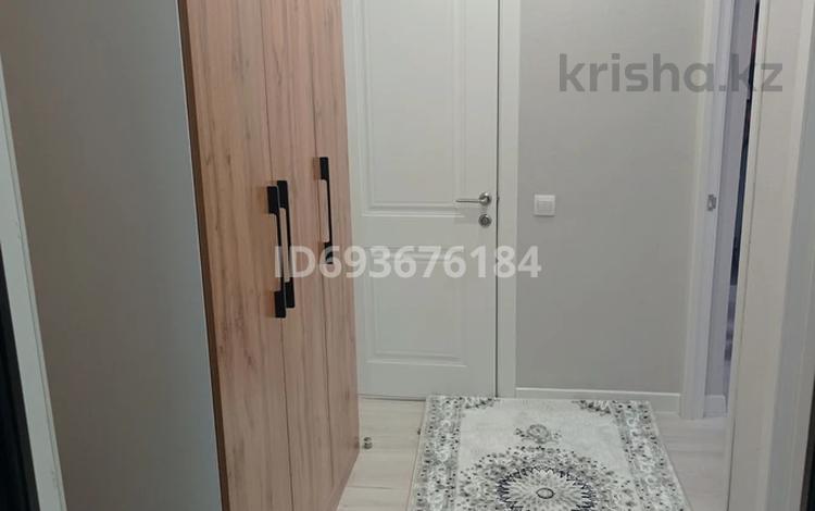 1-комнатная квартира, 41 м², 4/9 этаж помесячно, А.Бөлекпаева 22 стр за 150 000 〒 в Астане, Алматы р-н — фото 2