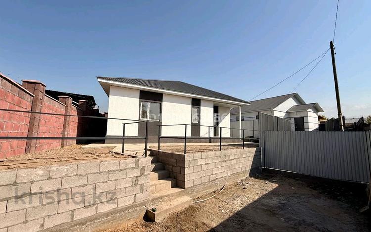 Отдельный дом · 3 комнаты · 70 м² · 2.6 сот., Туркестан — Возле Школы за 29 млн 〒 в  — фото 2