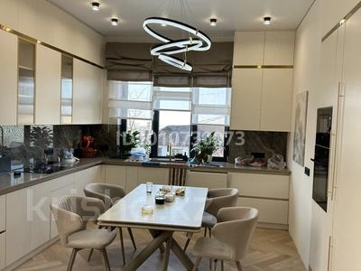Отдельный дом · 5 комнат · 220 м² · 6.5 сот., мкр Ерменсай — В центре недалеко от магазинов за 298 млн ₸ в Алматы, Бостандыкский р-н