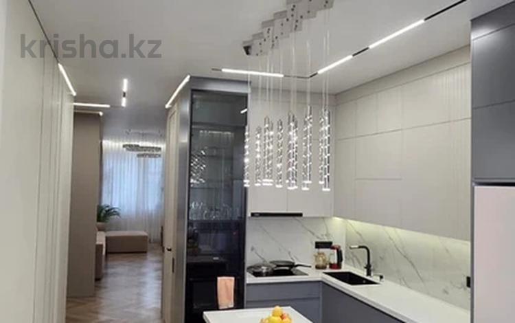 3-комнатная квартира · 110 м² · 3/9 этаж, Алихан Бокейхан 16/2 за 850 000 ₸ в Астане, Есильский р-н — фото 2