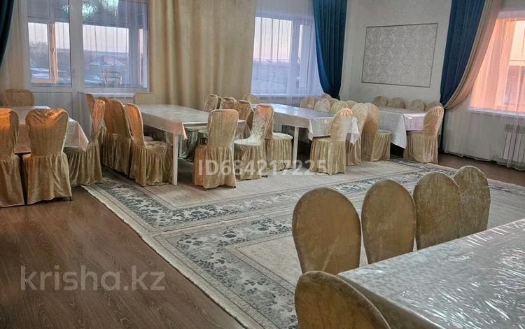 Дом · 5 комнат · 350 м², Комарова 8 — Комарова-Джамбула за 140 000 〒 в Костанае — фото 34