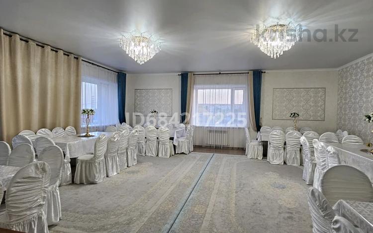 Дом · 5 комнат · 350 м², Набережная 121 за 140 000 ₸ в Костанае — фото 62