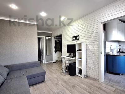 2-комнатная квартира · 42 м² · 3/5 этаж, Майкудук, 14й микрорайон за 11.9 млн ₸ в Караганде, Алихана Бокейханова р-н