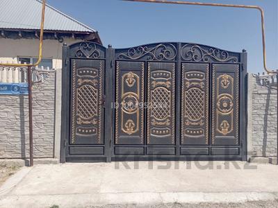 Отдельный дом · 4 комнаты · 100 м² · 8 сот., Центральная 5 за 26 млн ₸ в Таразе