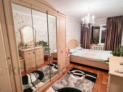 3-комнатная квартира · 58 м² · 3/5 этаж, 5 мкр за 18 млн 〒 в Талдыкоргане, мкр Самал