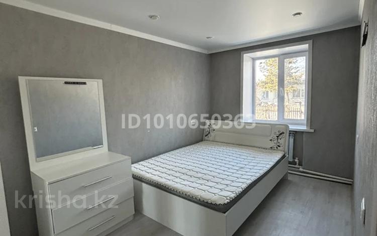 2-комнатная квартира · 39.7 м² · 1/2 этаж, Молодежная - центр — Около школы гимназии за 11 млн ₸ в Бишкуле (Бесколь) — фото 2