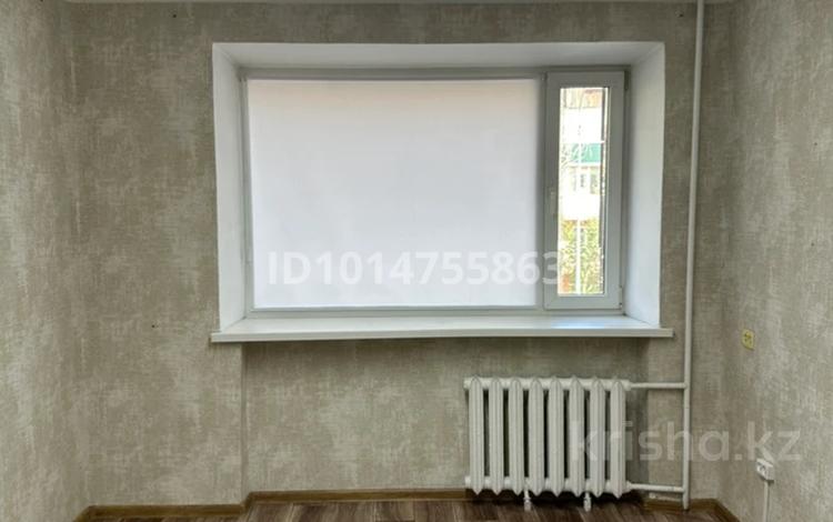 Офисы, образование, кабинеты и рабочие места, студии · 14 м² за 62 000 ₸ в Павлодаре — фото 2