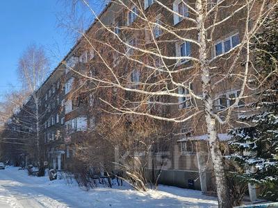 2-комнатная квартира, 52 м², 2/5 этаж, Утепова за ~ 20.3 млн 〒 в Усть-Каменогорске