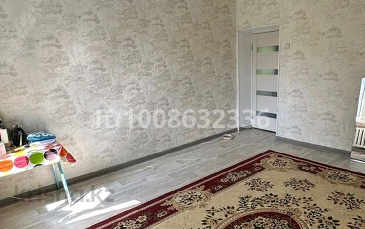 2-комнатная квартира · 57 м² · 2/2 этаж, мкр Жилгородок, проспект победы — По 100 метровке за 10 млн ₸ в Актобе — фото 3