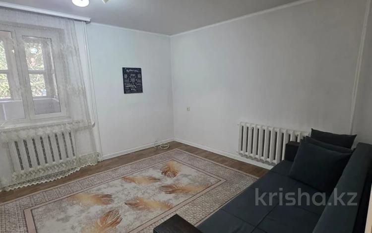1-комнатная квартира · 32 м² · 1/4 этаж, мкр Гарышкер — Рядом ЖгУ, коммунальный , супер маркет Магнит за 130 000 ₸ в Талдыкоргане — фото 2