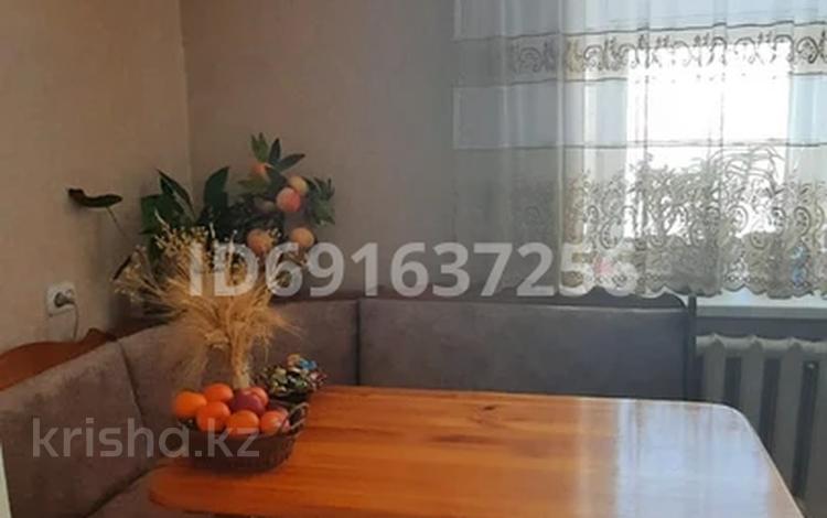 2-комнатная квартира · 42 м² · 1/5 этаж, Майкудук, Бабушкина 2 за 18 млн ₸ в Караганде, Алихана Бокейханова р-н — фото 4