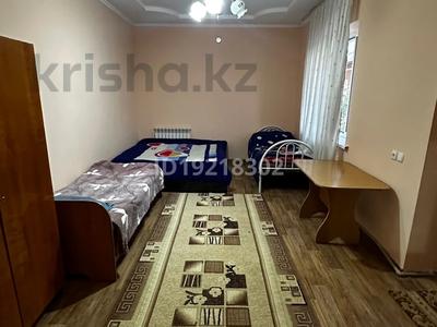 Отдельный дом · 2 комнаты · 60 м², Алатау 11 за 130 000 〒 в Каскелене