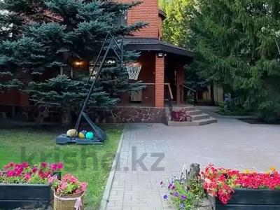 Жеке үй · 5 бөлме · 243 м² · 10 сот., ТОПОЛИНАЯ 99, бағасы: 57.9 млн ₸ в Актобе, жилой массив Кирпичный