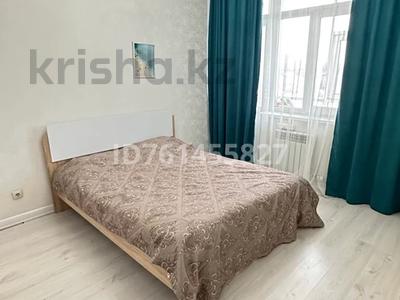 Тәулігіне пәтерлер в Астане: 2-бөлмелі пәтер · 45 м² · 7/18 қабат, Мәңгілік Ел 52 — Улы Дала, бағасы: 12 000 〒 2-бөлмелі пәтер · 45 м² · 7/18 қабат, Мәңгілік Ел 52 — Улы Дала, бағасы: 12 000 〒 в Астане, Есильский р-н