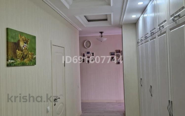 6-комнатная квартира · 165 м² · 3/11 этаж, 29-й мкр за 70 млн ₸ в Актау — фото 2