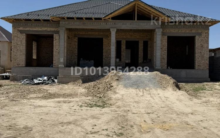 Отдельный дом · 4 комнаты · 280 м² · 8 сот., Шұбарағаш за 32 млн ₸ в Шымкенте — фото 2