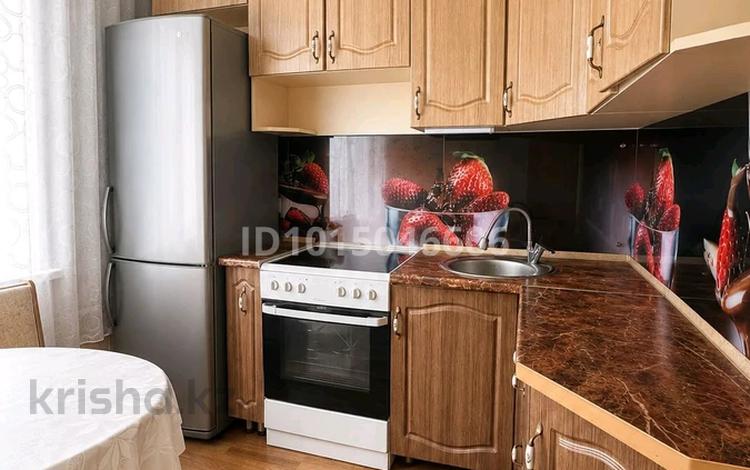 3-бөлмелі пәтер · 64 м² · 3/4 қабат, Леваневского 17, бағасы: 19 млн ₸ в Усть-Каменогорске — фото 2