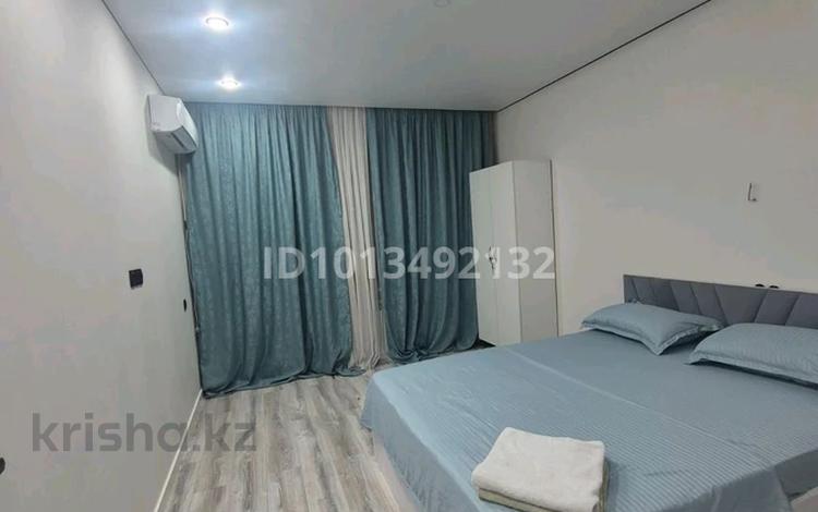1-комнатная квартира · 50 м² · 17/18 этаж, Гагарина 133/2 за 3 000 ₸ в Алматы, Бостандыкский р-н — фото 2