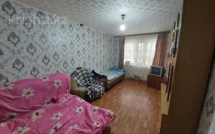 1-комнатная квартира, 31 м², 1/5 этаж, 6 микрорайон за 5.3 млн 〒 в Темиртау — фото 2