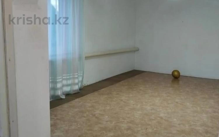 Отдельный дом · 3 комнаты · 87 м² · 8 сот., Спартака 39 за 23.8 млн ₸ в Костанае — фото 2