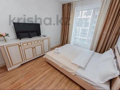 1-комнатная квартира, 42 м², 4/9 этаж посуточно, Abay 130 за 17 000 〒 в Алматы, Бостандыкский р-н