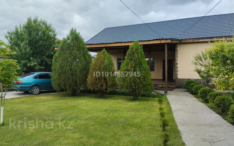 Жеке үй · 4 бөлме · 120 м² · 8 жүзд., Панфиловский округ, мкр. Айганым, Алкей Маргулан д.15 — П.Айганым, по Альмерек баба налево, бывшая ул.Казыбек би, бағасы: 53 млн ₸ — фото 2