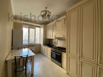 2-комнатная квартира, 79 м², 2/9 этаж помесячно, мкр Нурсат, Мкр. Нурсат 172Б за 200 000 〒 в Шымкенте, Каратауский р-н