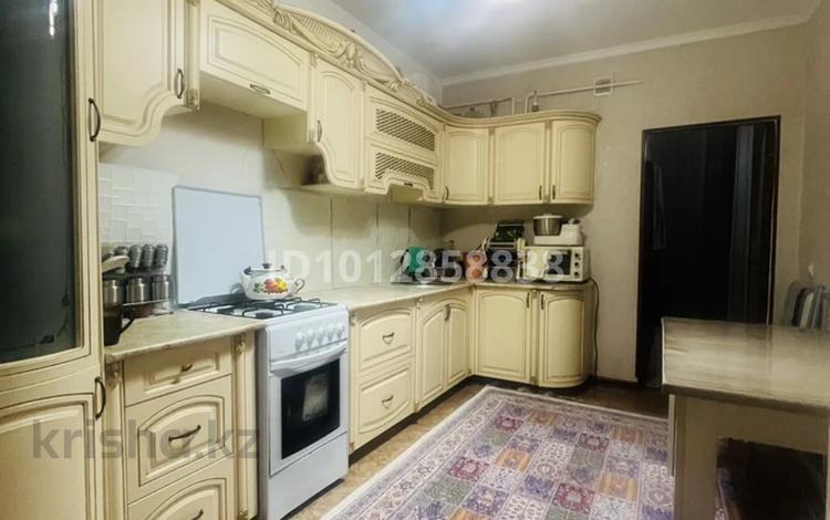 2-комнатная квартира · 60 м² · 1/5 этаж, мкр Арай-2 16 за 20 млн ₸ в Таразе — фото 2