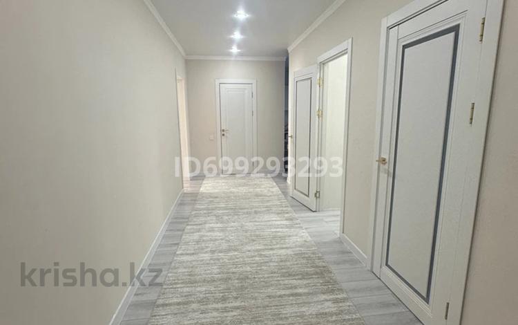 3-комнатная квартира · 79.8 м² · 2/5 этаж, Кеменгер 49/2 — Сан сити за 33 млн ₸ в Уральске — фото 2
