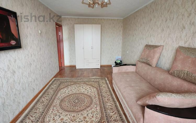 1-комнатная квартира · 39 м² · 9/9 этаж, мкр Юго-Восток, Строителей за 12.5 млн 〒 в Караганде, Казыбек би р-н — фото 15