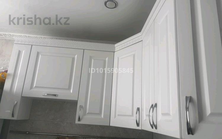 2-бөлмелі пәтер · 57 м² · 2/5 қабат, Пшенбаева 27, бағасы: 130 000 ₸ в Экибастузе — фото 2