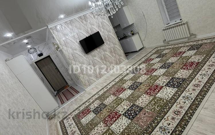 2-бөлмелі пәтер · 67 м² · 2/6 қабат, 35-мкр 34, бағасы: 180 000 ₸ в Актау — фото 2