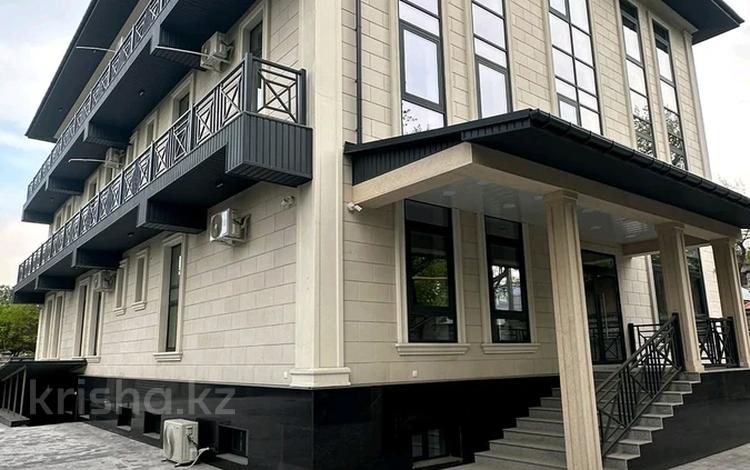 Свободное назначение, офисы · 1200 м² за 12 млн ₸ в Алматы, Медеуский р-н — фото 2