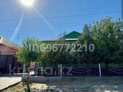 Үйдің бір бөлігі · 6 бөлме · 200 м² · 6 сот., Доқараев 30 — Негізгі мектептің қасында орналасқан үй, бағасы: 22 млн ₸ в Арыси