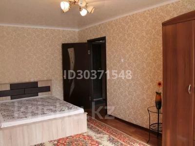 1-комнатная квартира · 36 м² · 3/5 этаж, Мкр Кунаева 71 за 10 000 ₸ в Уральске